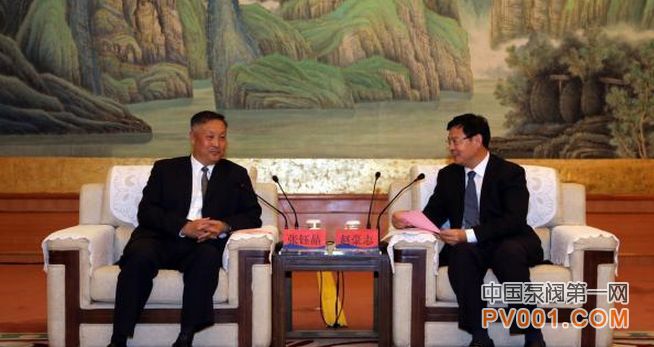 ʯ��&emsp;װ��չ&emsp; �Ժ�־