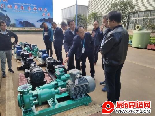 �����и��г���ΰһ���߷ð��ս��ϱ÷�����