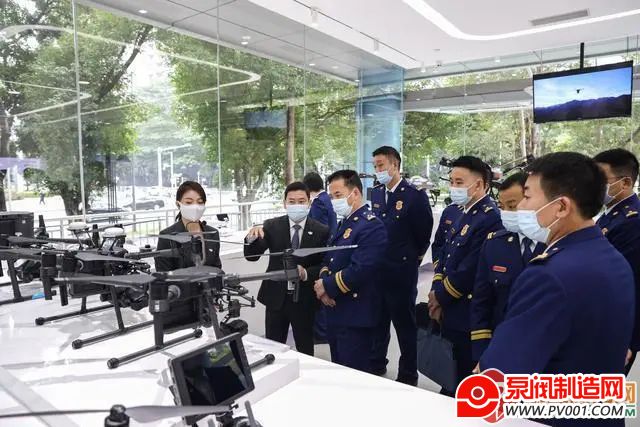 今日李在武调研消防救援作业！
