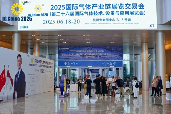 DSC01437-opq3735494843