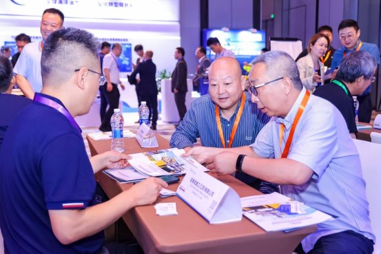 aff518ae160b278f51b58930ca880880_origin(1)