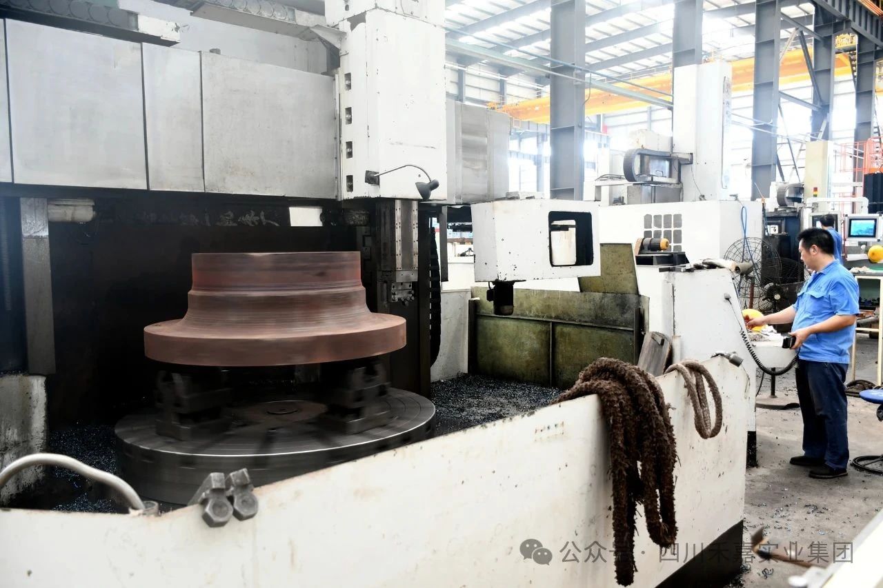 ���ظ�λ��һ��Ա��