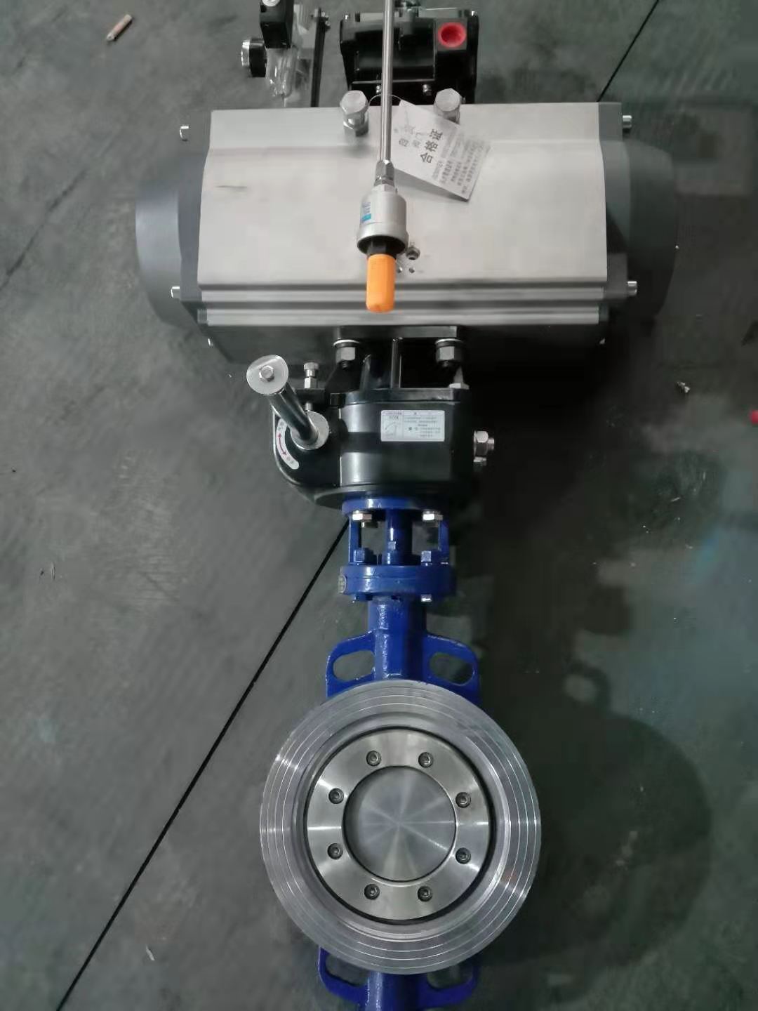 供应气动硬密封蝶阀