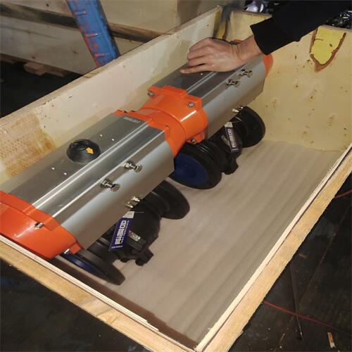 供应气动法兰高温球阀Q641F-16C DN200