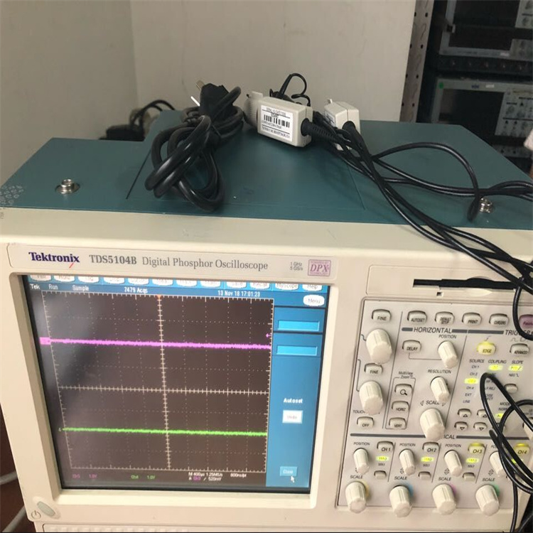 供应 泰克TDS5104B 数字荧光示波器