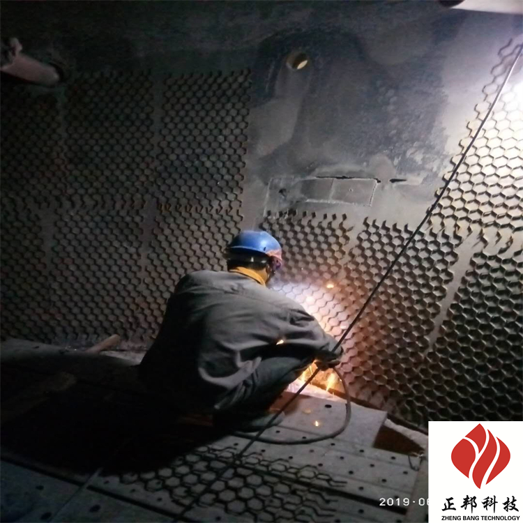 供应西安煤化工龟甲网耐磨胶泥产地资源