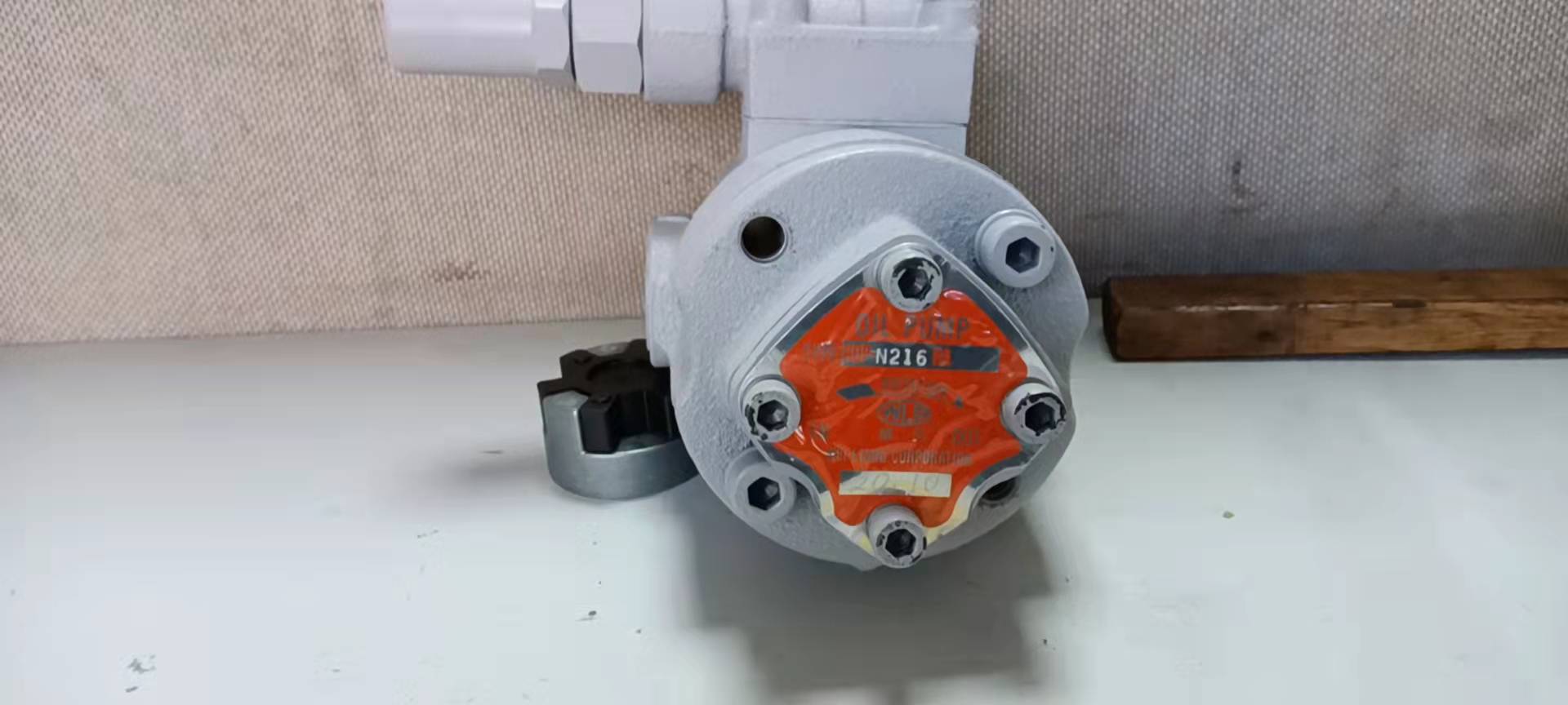 供应ROP-220HA维良油泵